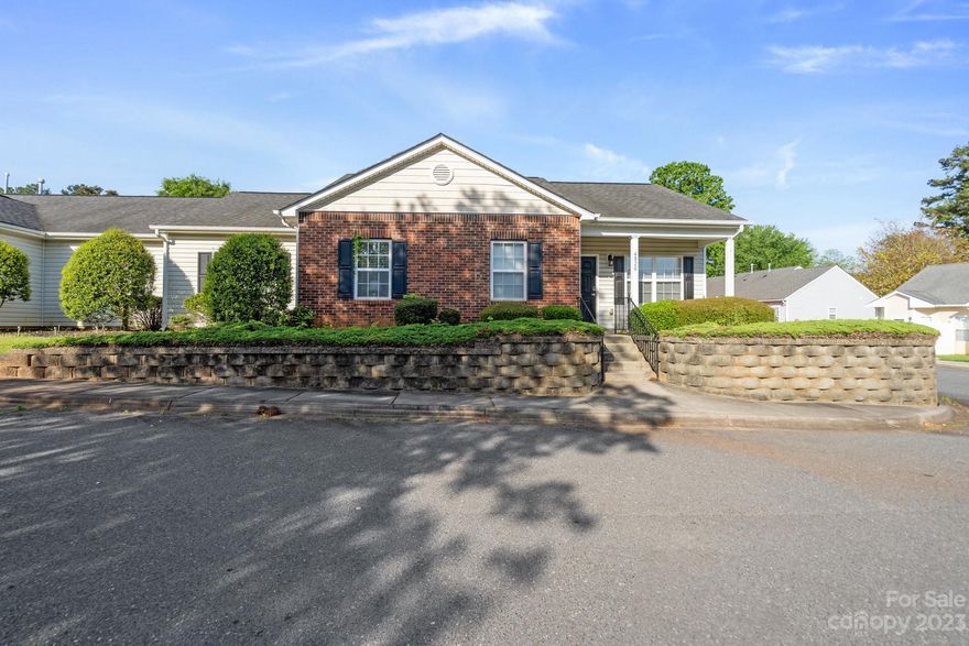 END UNIT, PARTIAL BRICK CONDO!! Looking for a perfect home? Check out this rare ranch condominium with a beautiful brick front, a covered front porch, and a private patio in a quiet community. The home features a nice-sized kitchen and comes with all appliances, including a refrigerator. dishwasher and microwave. The kitchen opens to a great room with a vaulted ceiling and fireplace, perfect for entertaining. A large owner's suite with two large closets, a dual vanity, a garden tub. Additionally, two generous-sized bedrooms are located on the front of the home for privacy. The home is move-in ready, with the option to keep the furniture at no additional cost. You will be centrally located near mall shopping, restaurants, and grocery stores. Don't miss out on this super cozy home! 
Contact us today for more information.