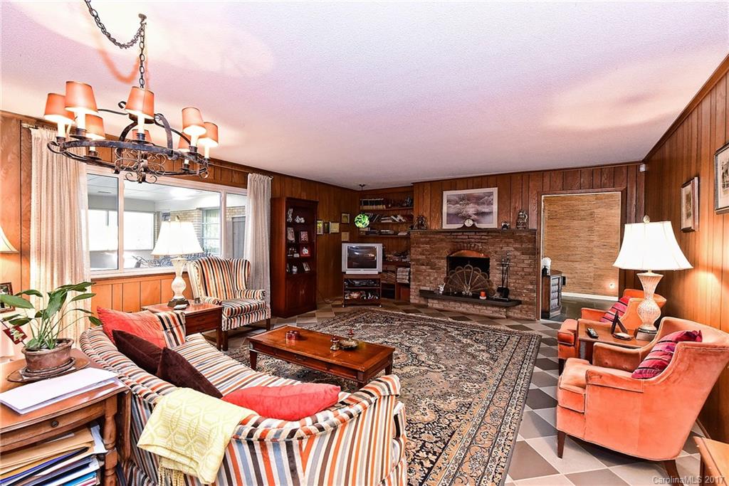 Town And Country - Residential