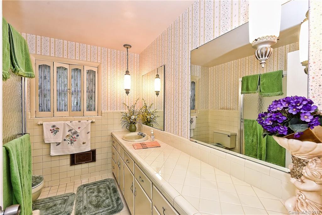 Town And Country - Residential