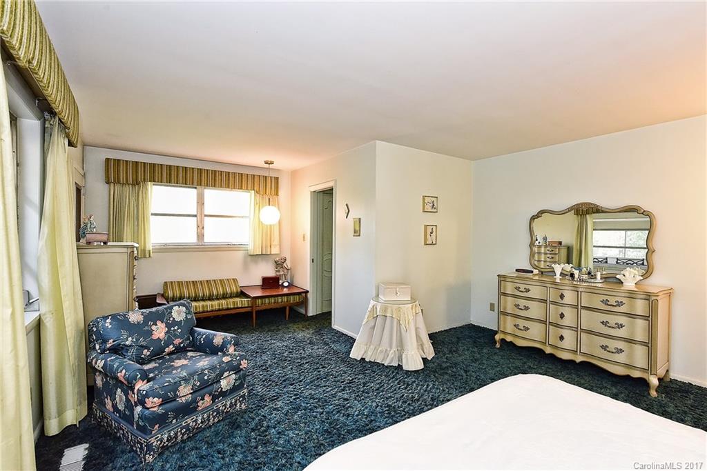 Town And Country - Residential