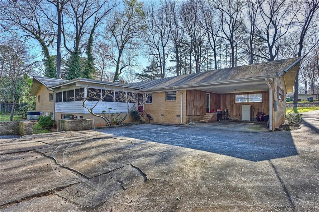 Town And Country - Residential