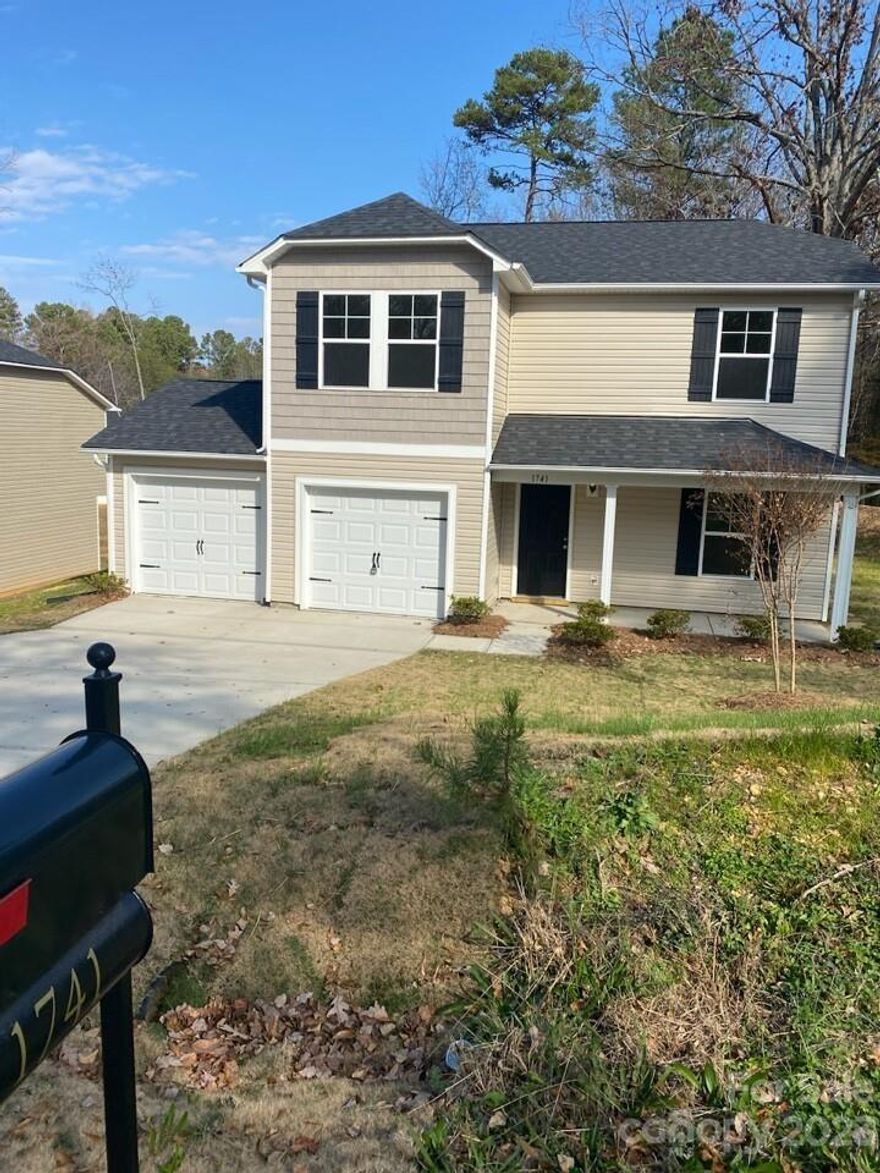 Beautiful new construction located in Lancaster, SC.  This home has 4 bedrooms 2.5 baths and a 2 car garage.  This home has an open floor plan, granite counter tops in the kitchen and a stainless steel appliance package including a flat top range, OTR microwave and dishwasher.  Owner's bath has double vanity sinks and a garden tub/shower combo.  This home is located in the quaint county of Lancaster, SC and is close to restaurants and shopping.