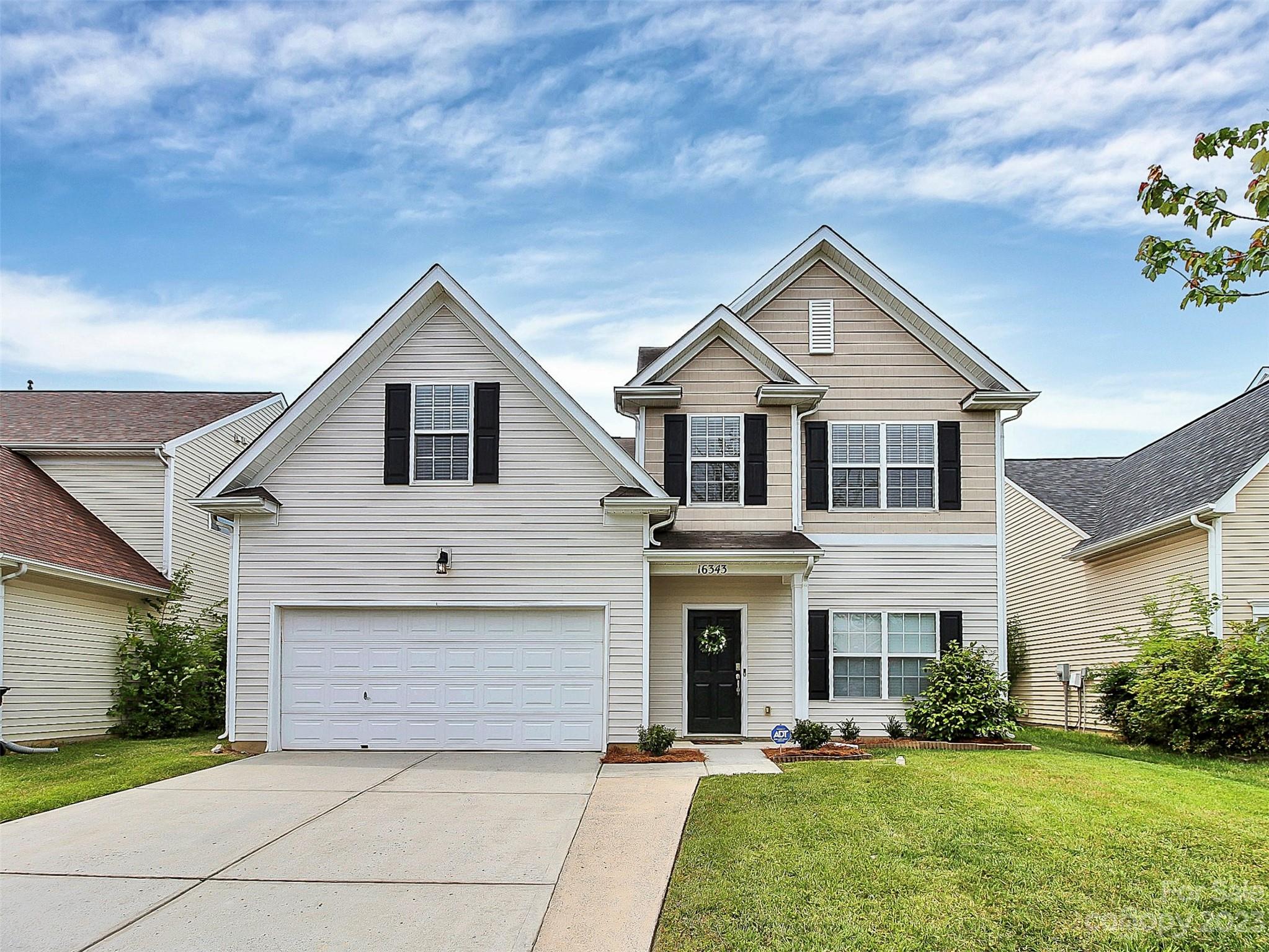 Photo 1 of 39 — 16343 Hayfield Road, Charlotte, NC 28213
