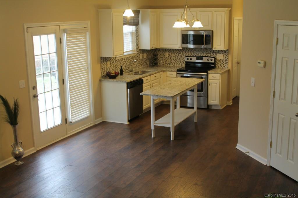 Rocky River Crossing - Residential