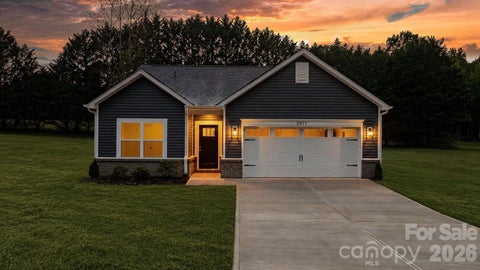 Photo of 2827 17th Street Court NE #3, Hickory, NC 28601 (MLS # 4412586)