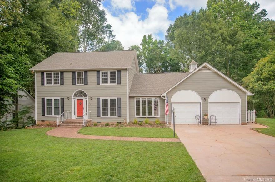 Terrific Old Orchard home, Fort Mill. Master on main, 3beds up plus Loft. Open floor plan down with separate office/study. Kitchen looks onto Living and Dining Room. Converted garage, heated/cooled, currently used as all purpose Rec/Play Room -easy to establish as true garage if desired. New deck off back overlooks a private lot. Current owners have made/enjoyed improvements: wood flooring/new carpeting, plus more. Short walk thru n'hood to elementary school and Harris St park/playground.