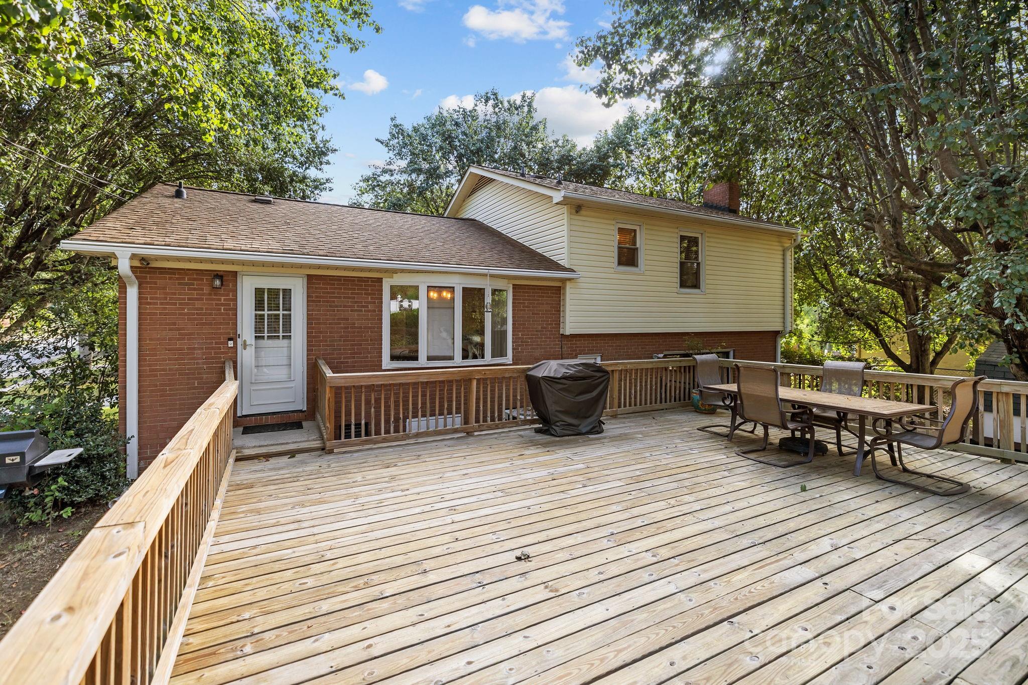 Starmount - Residential