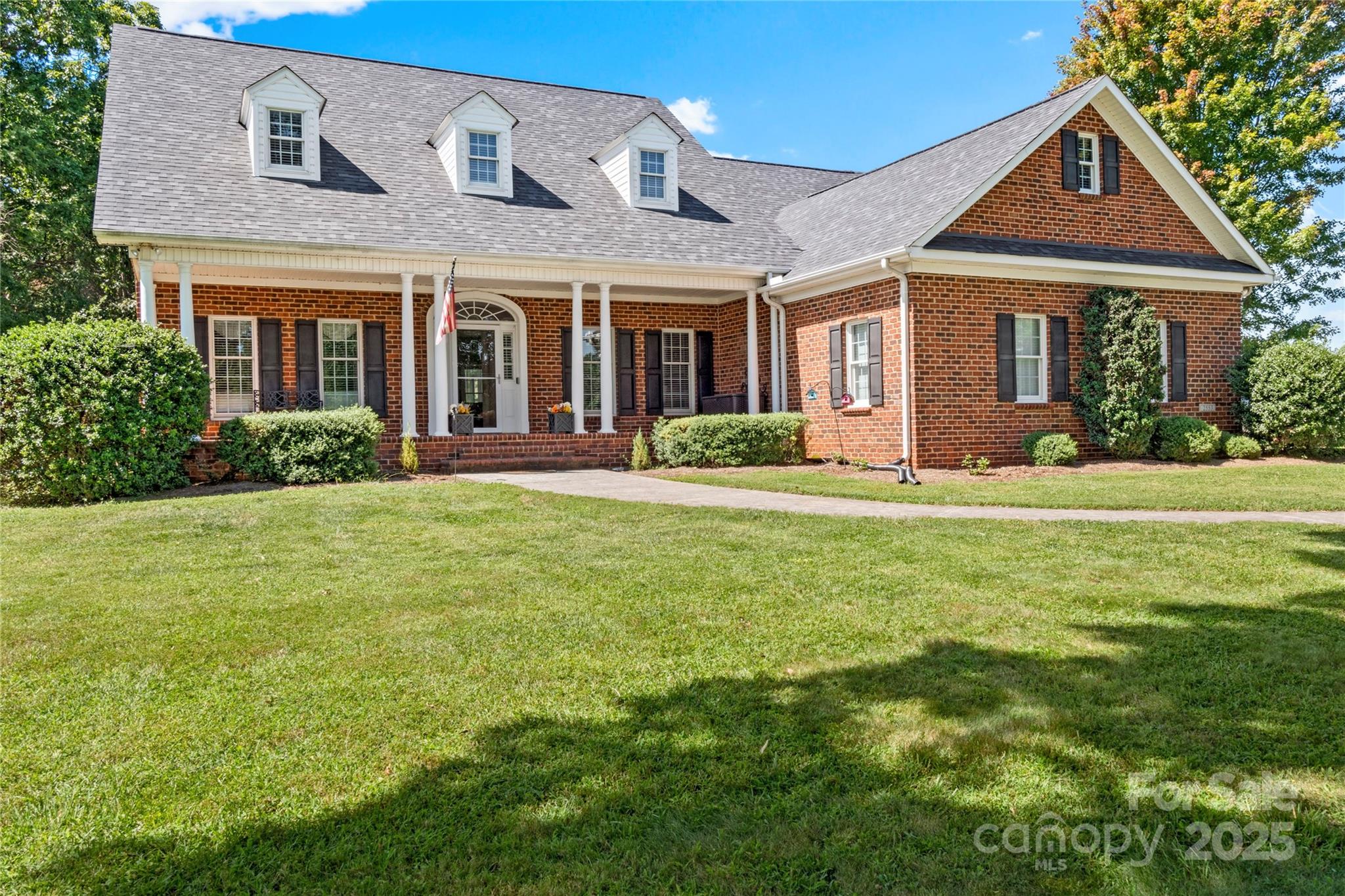 2553 Country Club Road