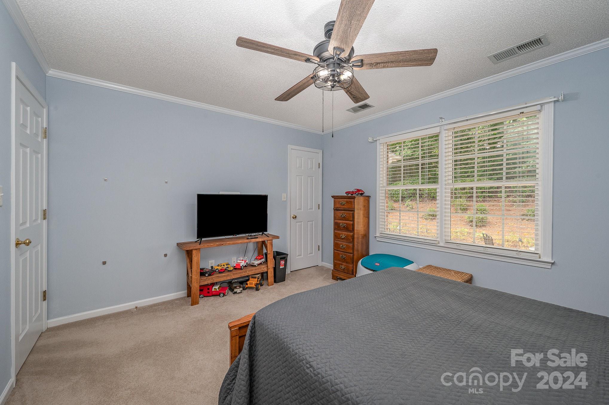 Windsor Woods - Residential