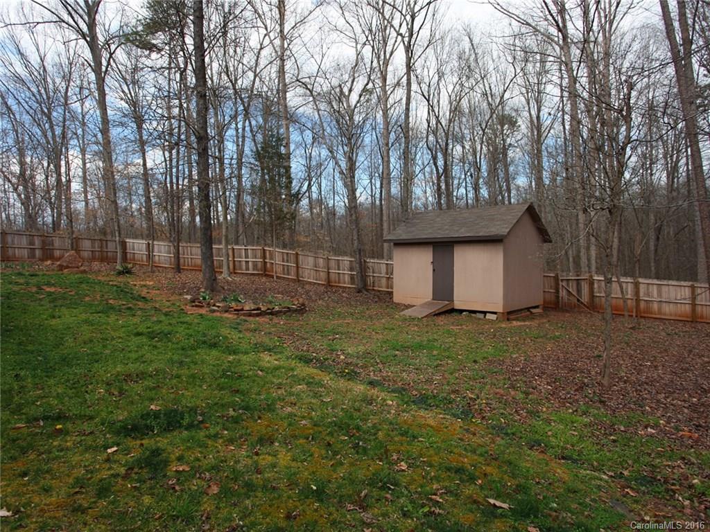 Avery Lake - Residential