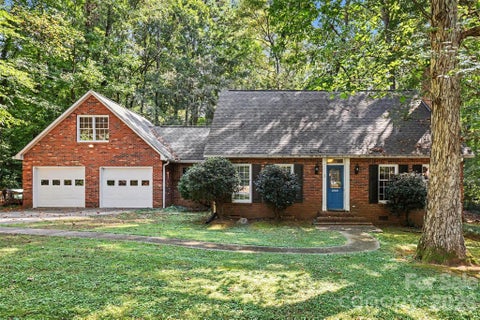 Photo of 2156 Olde Creek Road, Rock Hill, SC 29732 (MLS # 4420124)