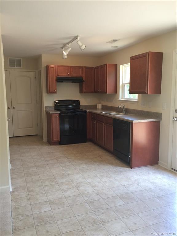 Gunnars Ridge - Residential Lease