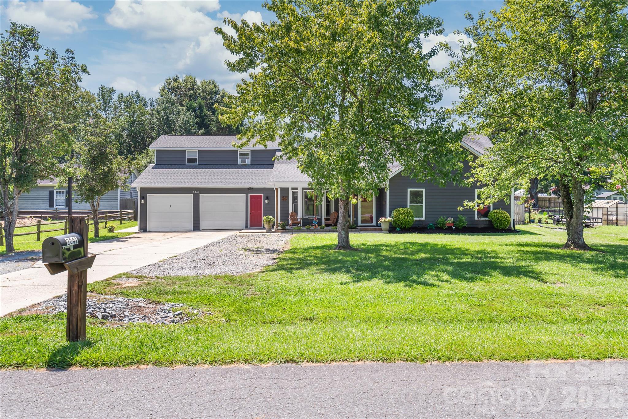 2241 Indian Cross Trail