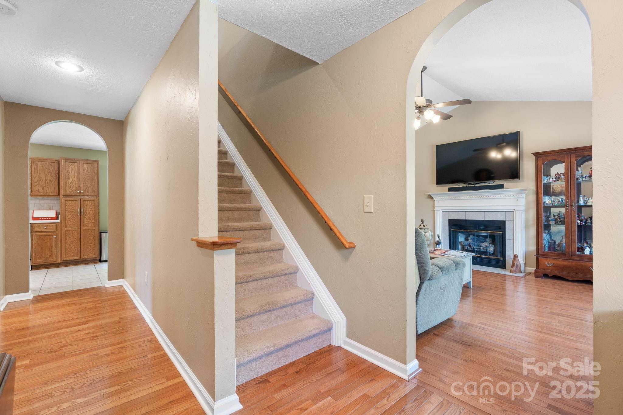 Winding Creek - Residential