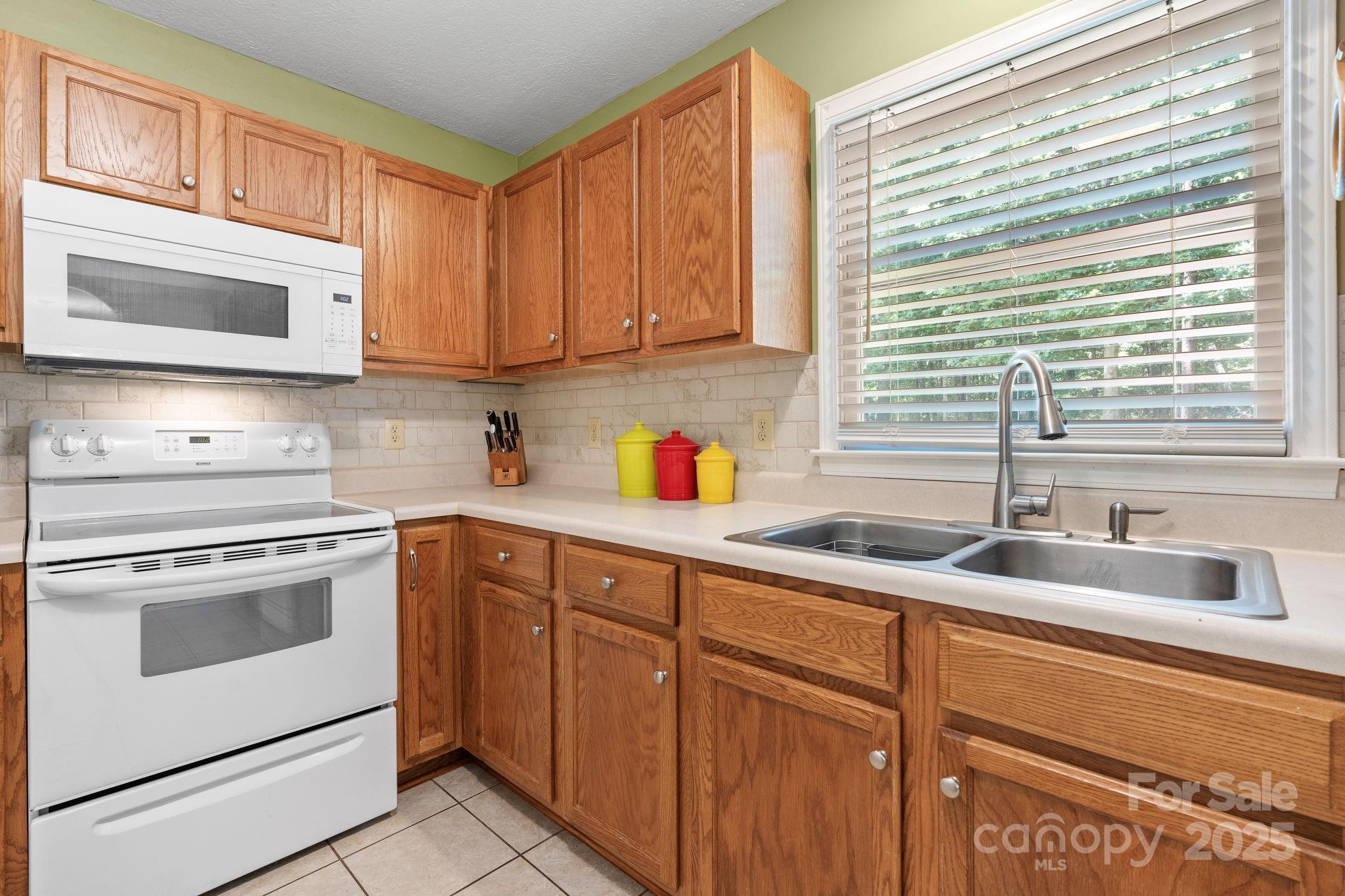 Winding Creek - Residential