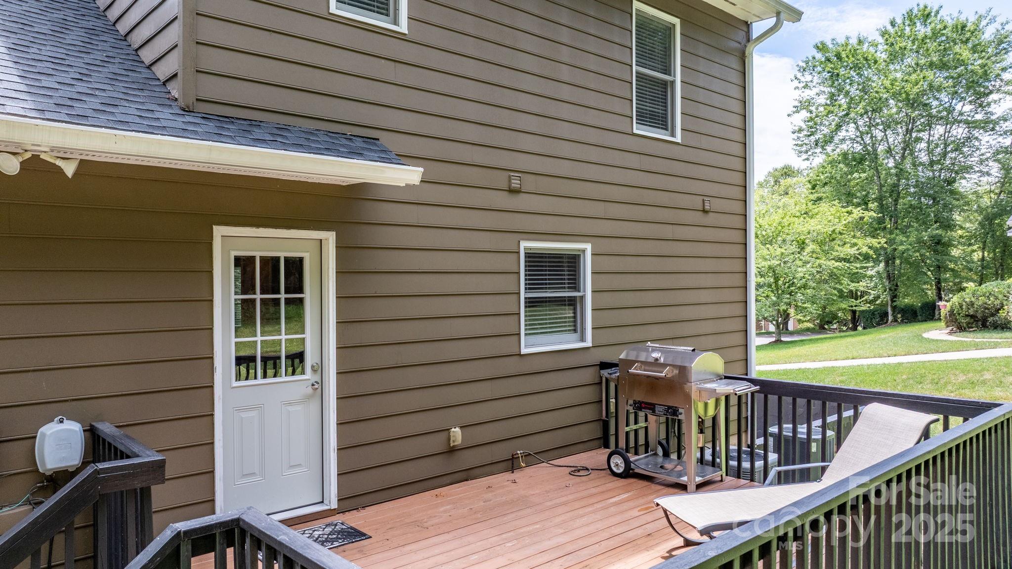 Winding Creek - Residential