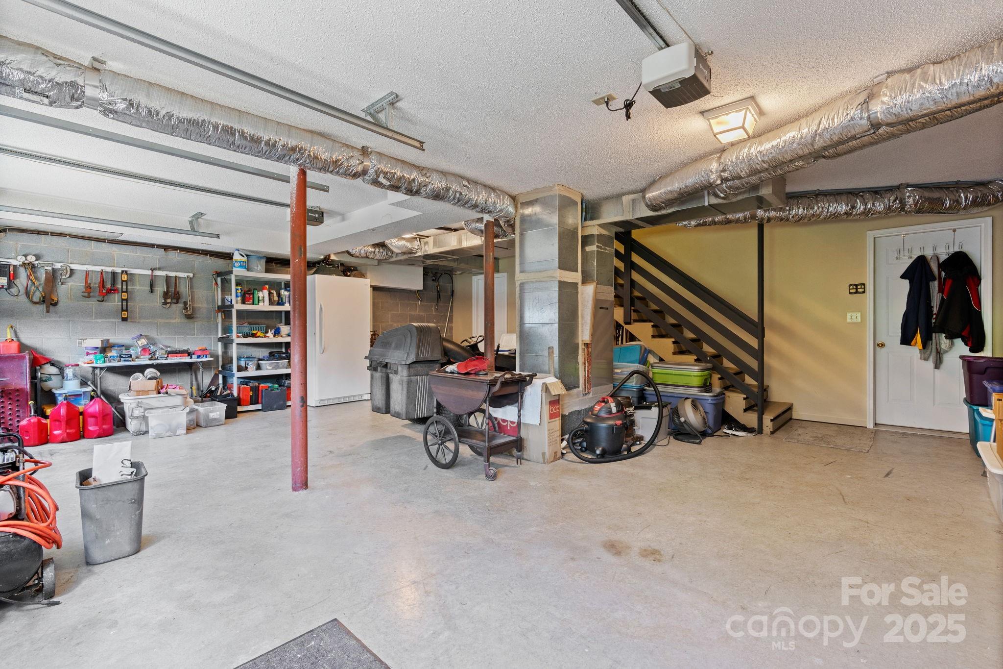 Winding Creek - Residential