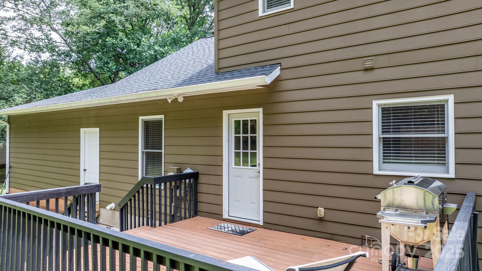 Winding Creek - Residential