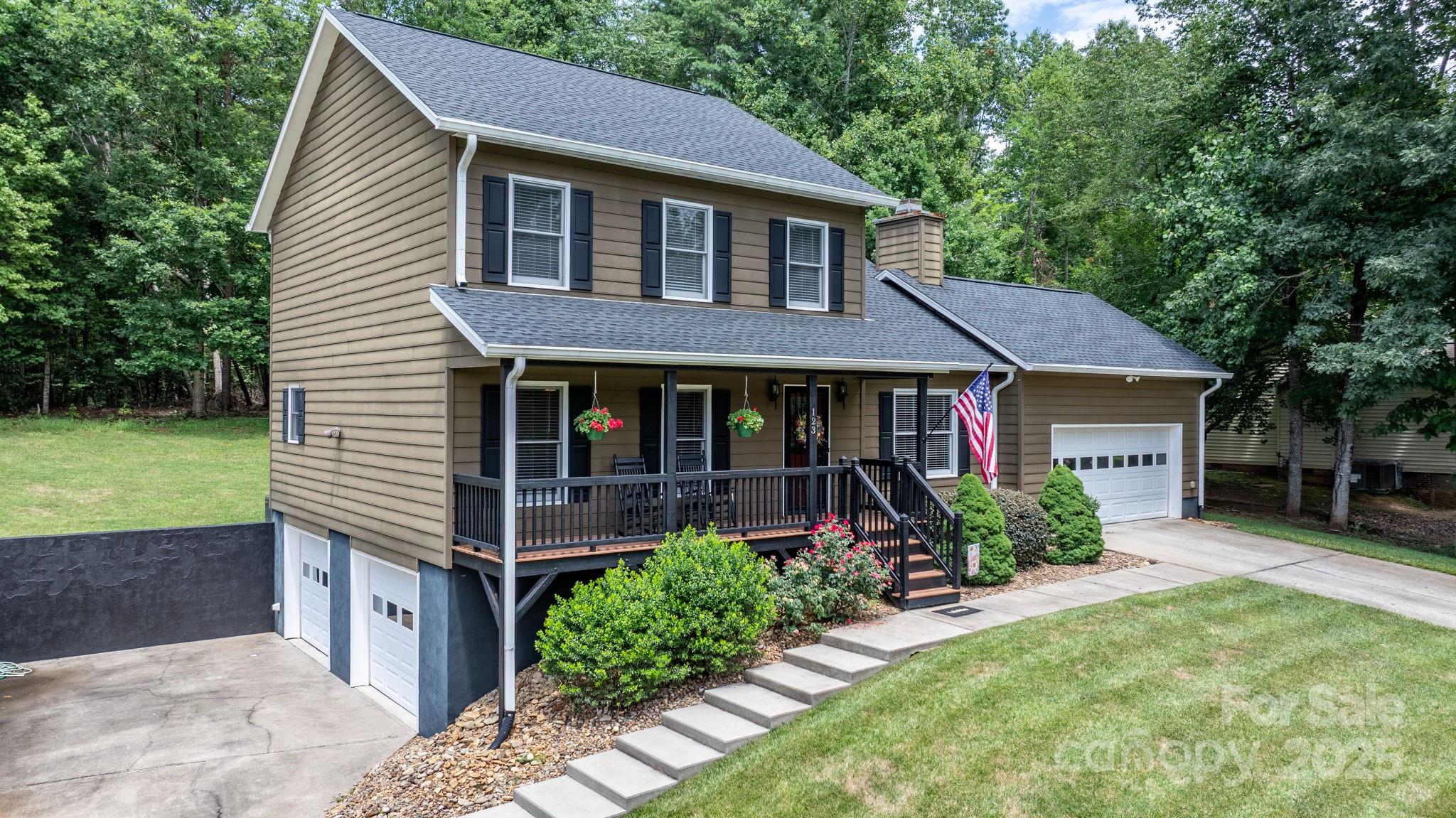 123 Clearwater Drive