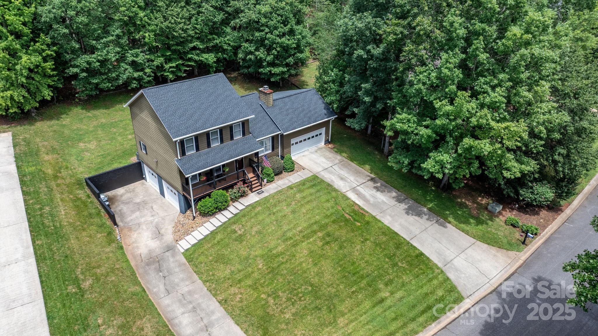 Winding Creek - Residential