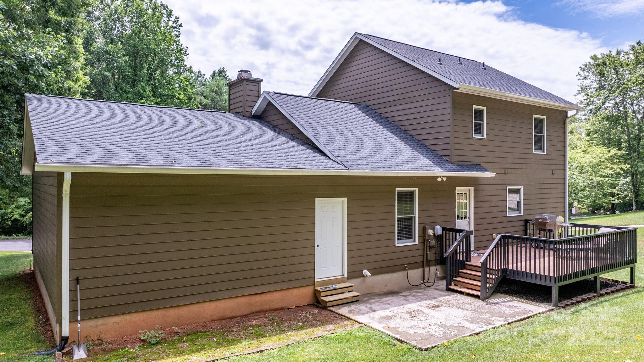 Winding Creek - Residential