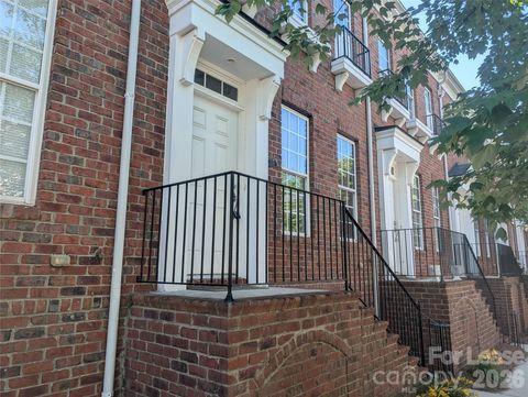 Photo of 626 Old Meeting Way, Davidson, NC 28036 (MLS # 4381463)