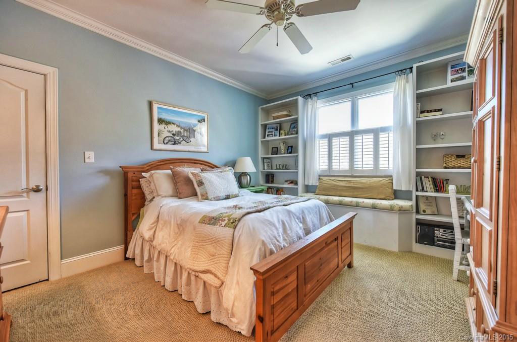 Diane Shores - Residential