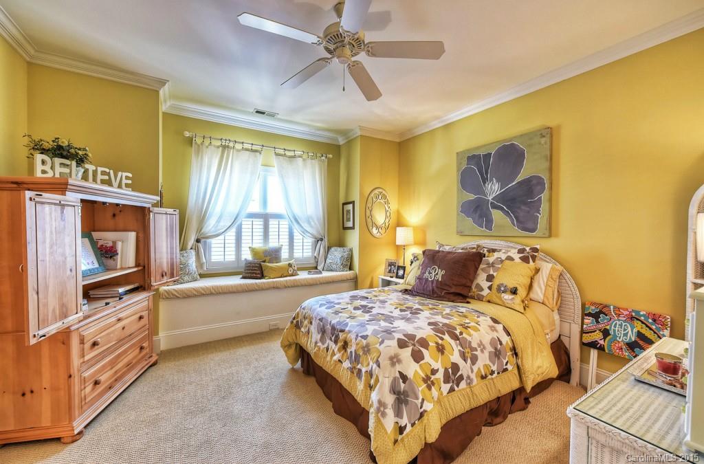 Diane Shores - Residential