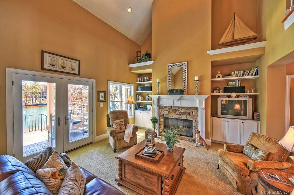 Diane Shores - Residential