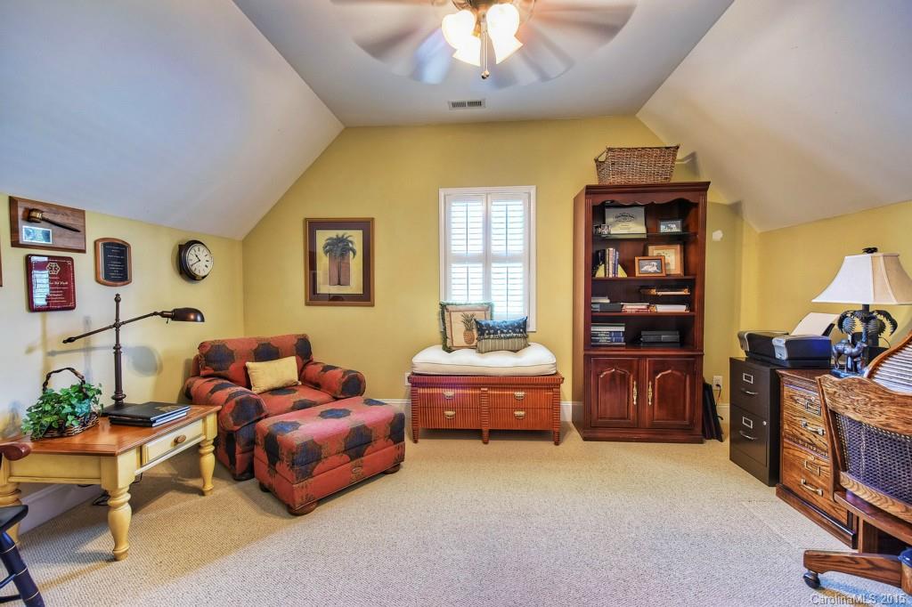 Diane Shores - Residential