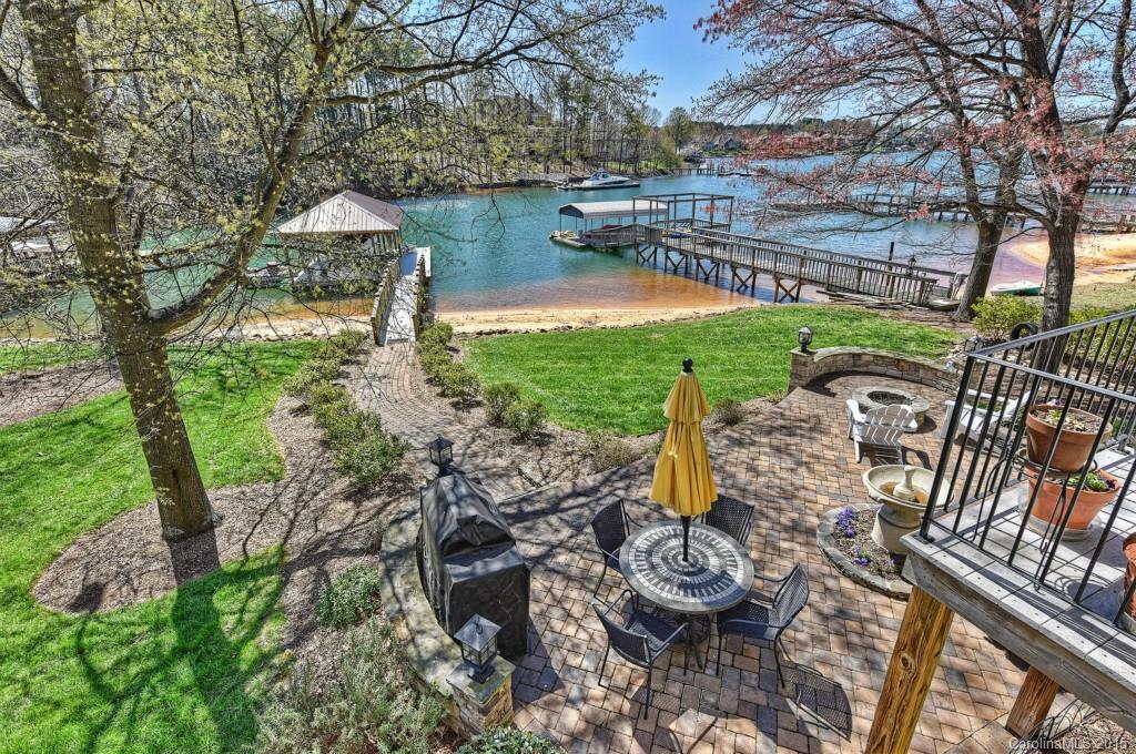 Diane Shores - Residential