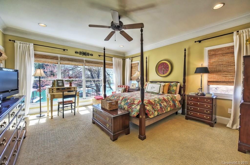 Diane Shores - Residential