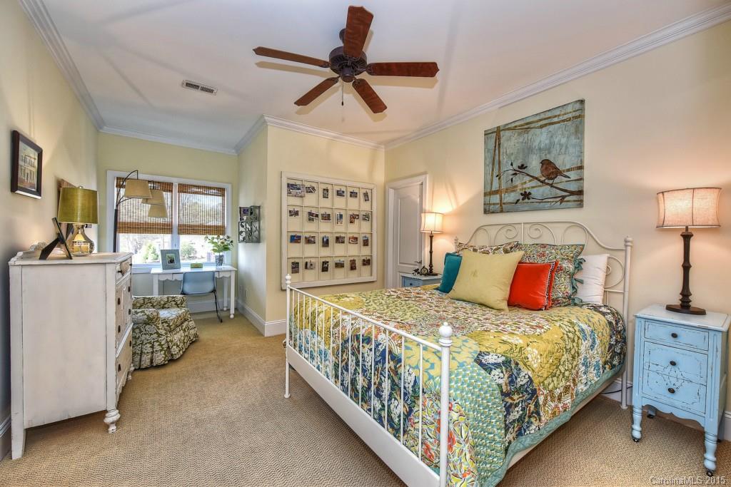 Diane Shores - Residential