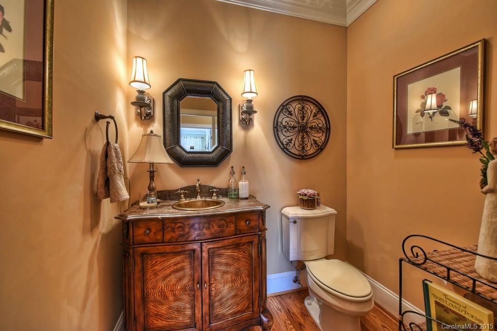 Diane Shores - Residential