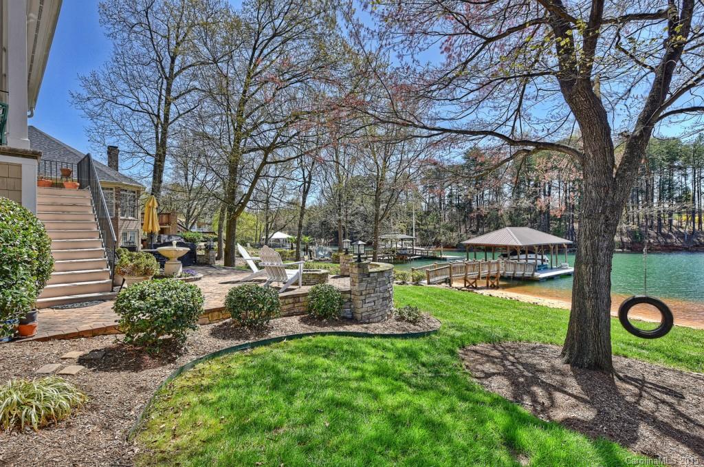 Diane Shores - Residential