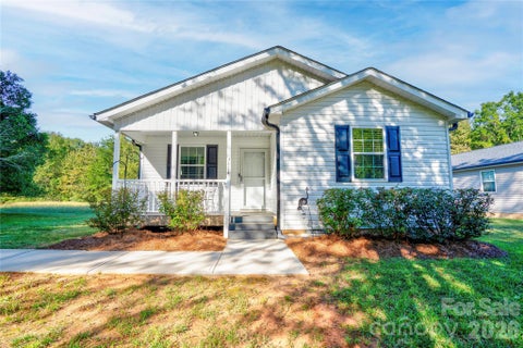 Photo of 1414 Southridge Street, Shelby, NC 28152 (MLS # 4430658)