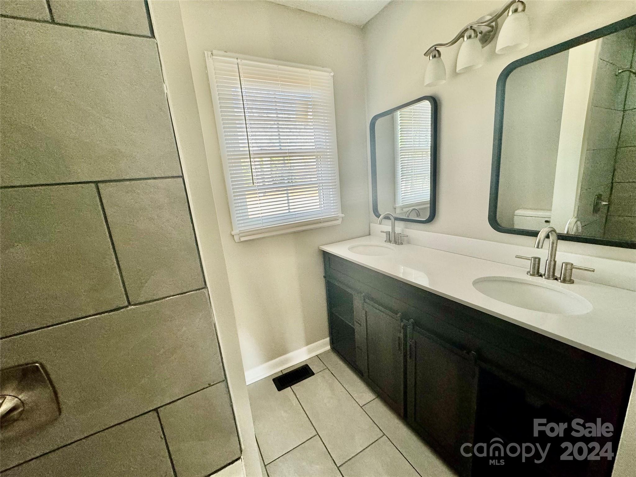 Shady Oaks - Residential