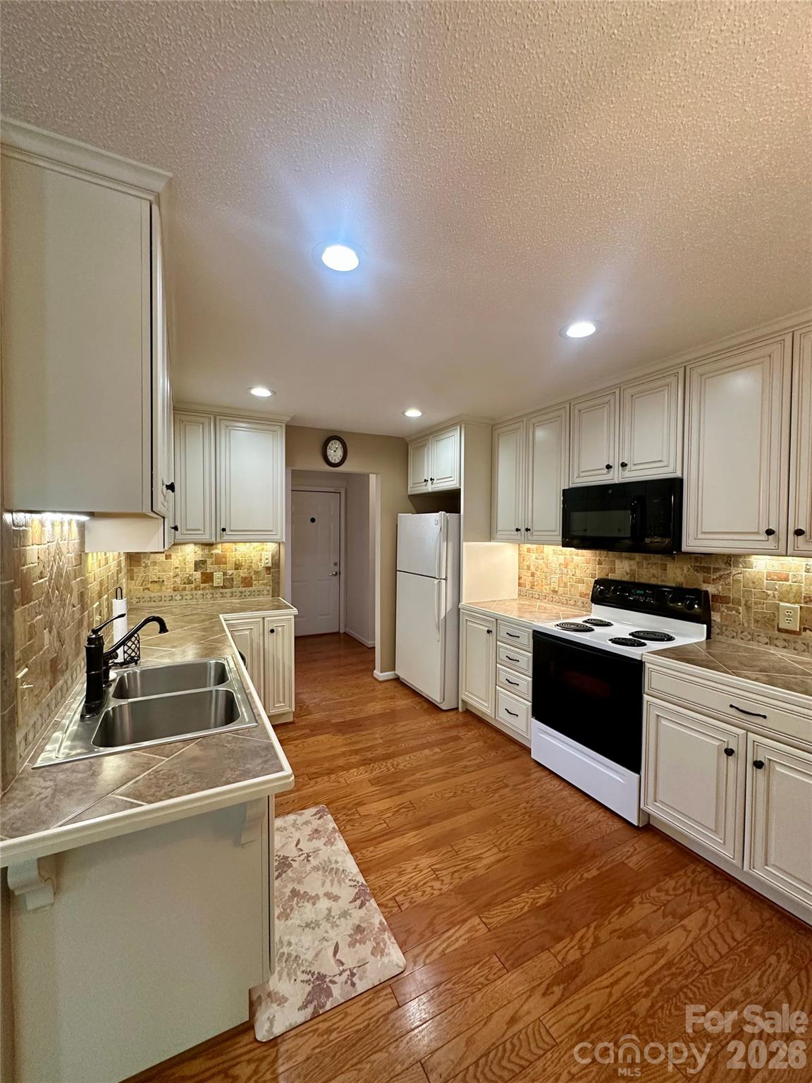 Bradford Glyn - Residential