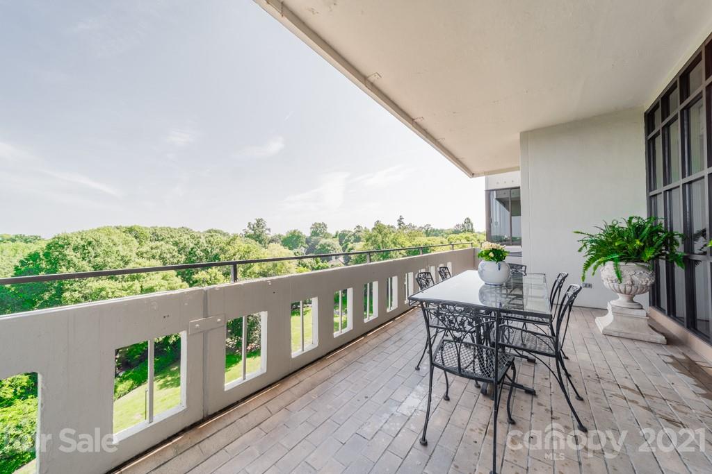 Deering Oaks - Residential