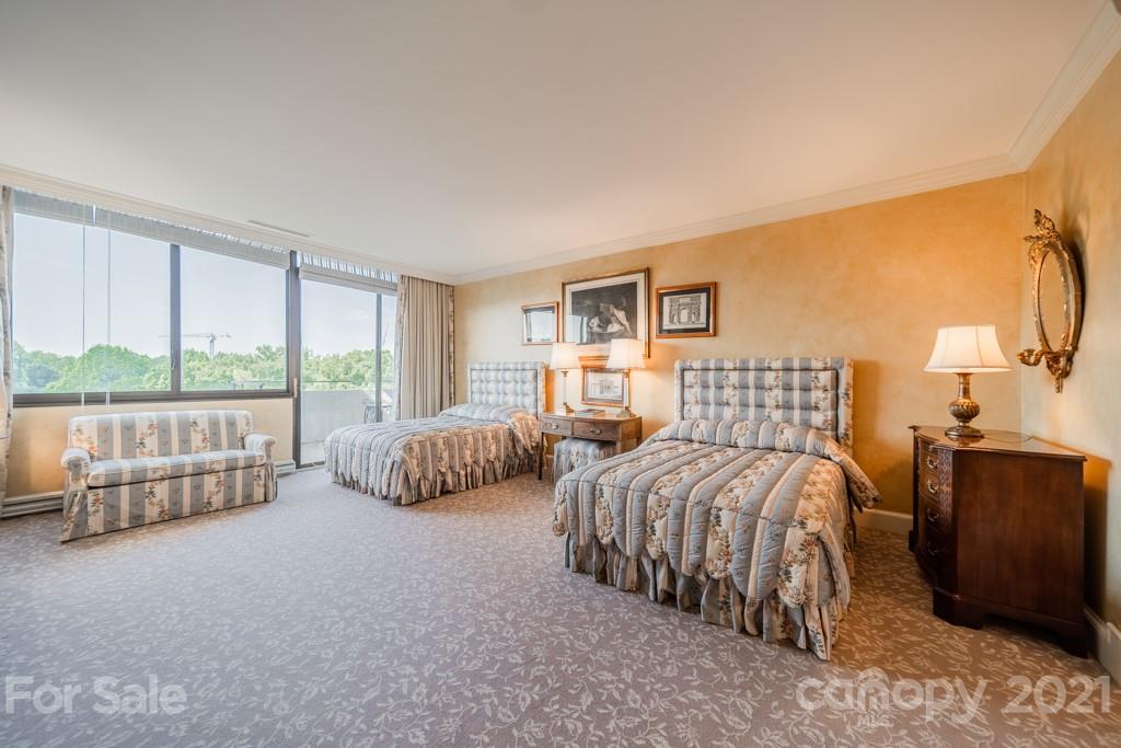 Deering Oaks - Residential