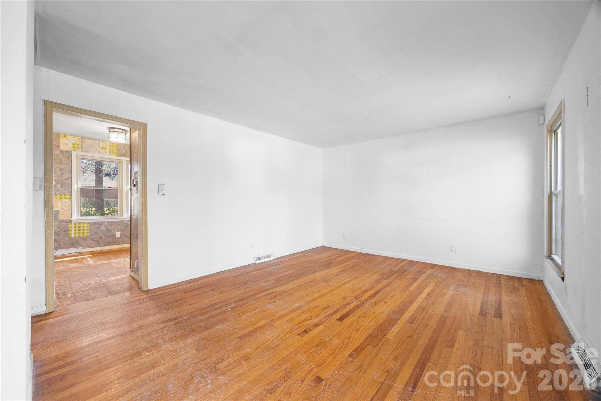 6200 Cross Creek Lane