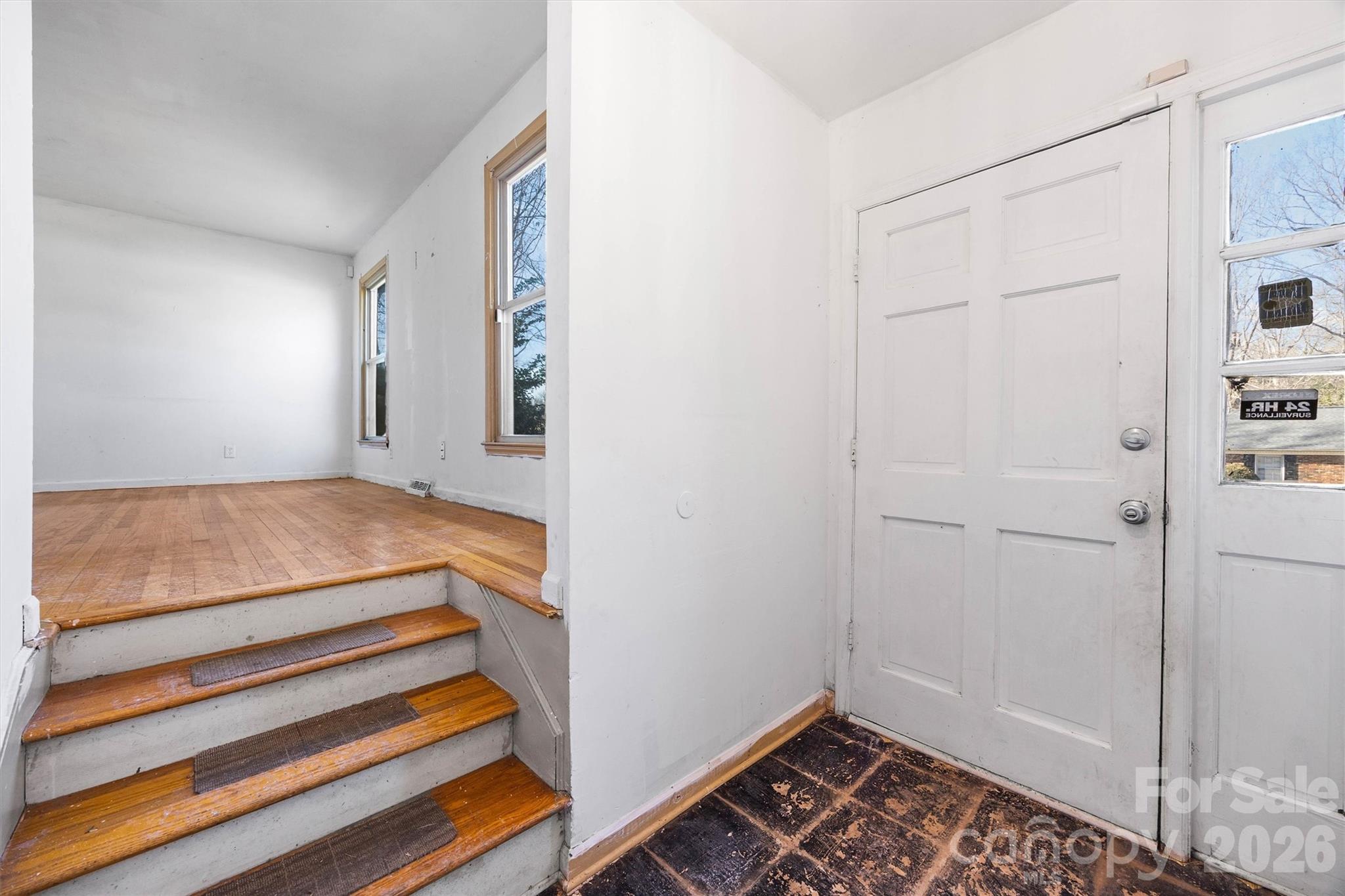 6200 Cross Creek Lane