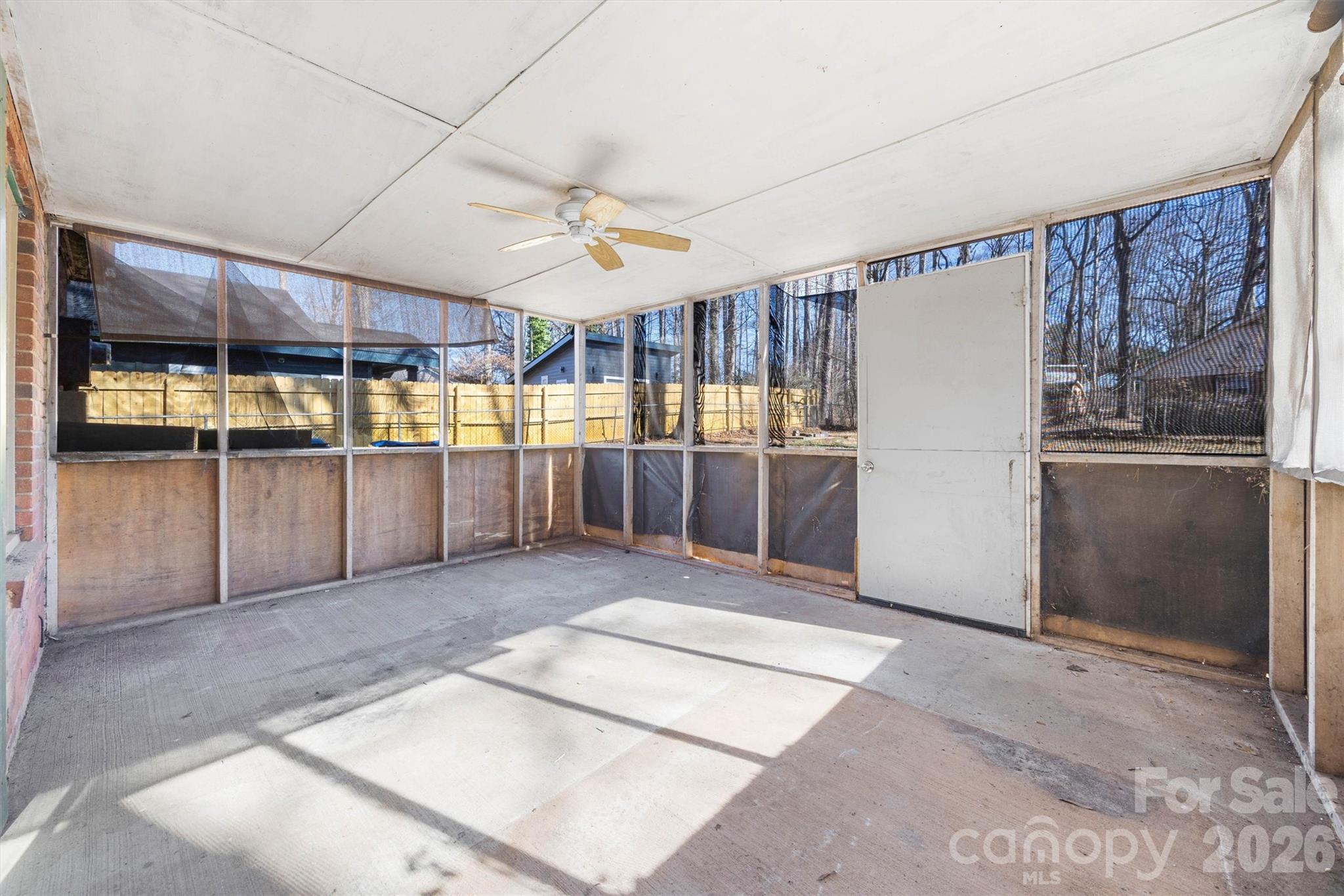 Four Seasons - Residential