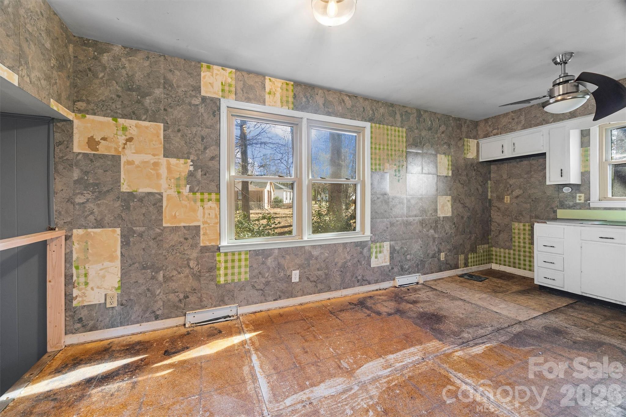 6200 Cross Creek Lane