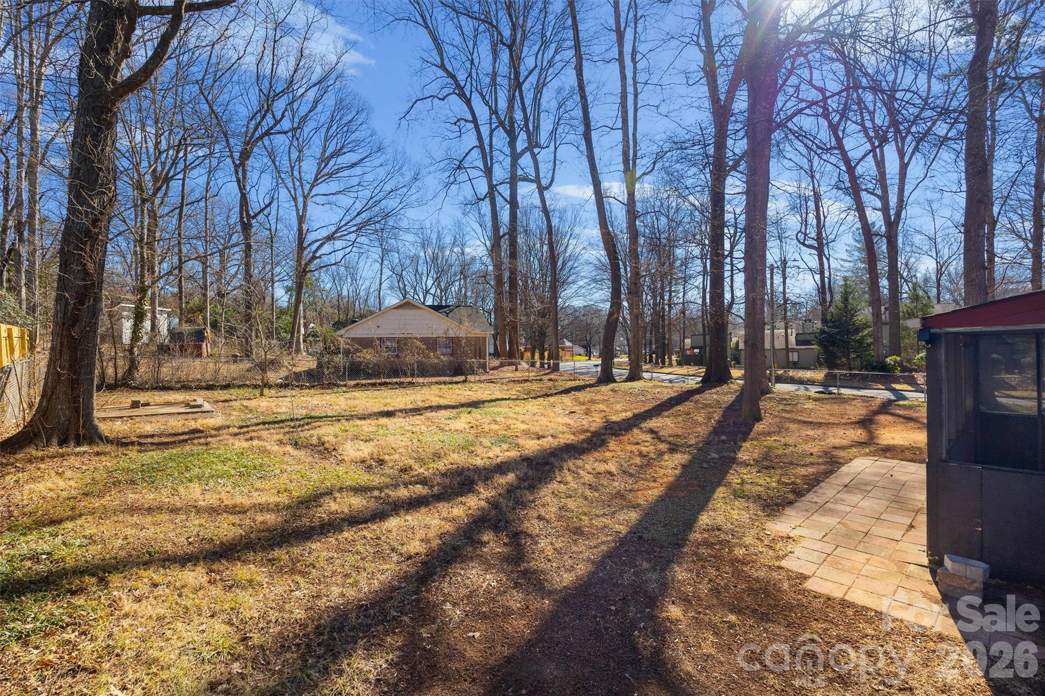 Four Seasons - Residential