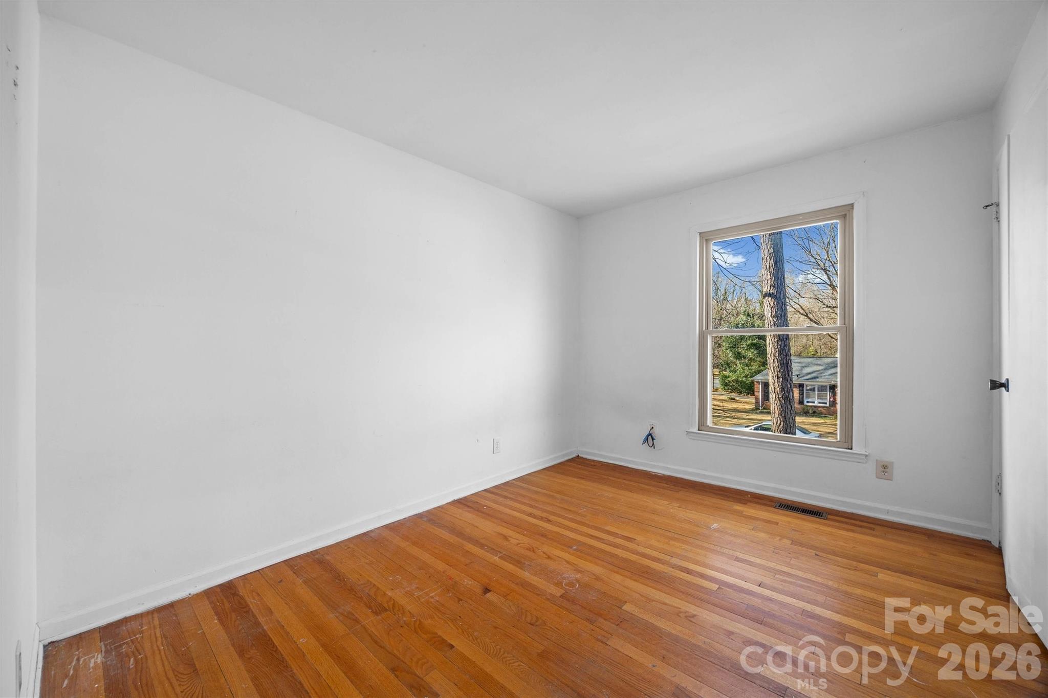 Four Seasons - Residential