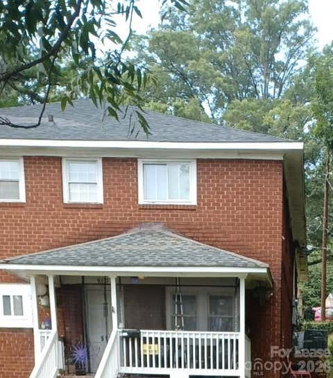 Photo of 912 Berryhill Road, Charlotte, NC 28208 (MLS # 4393397)