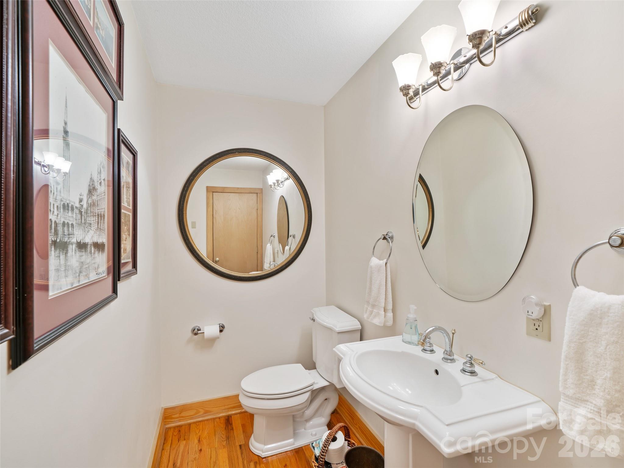 Mount Mitchell Lands West - Residential