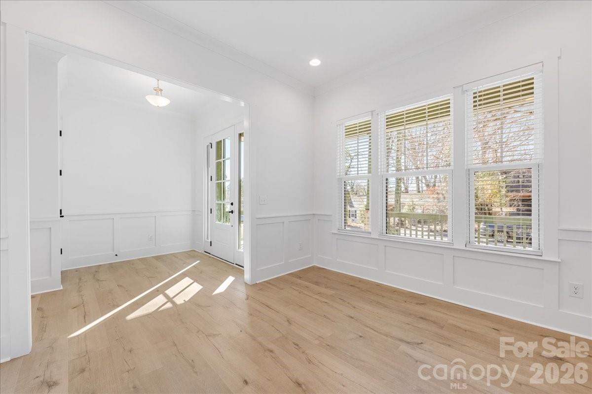 1611 Chippendale Road