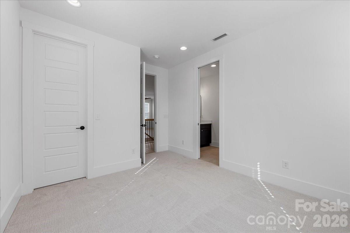 Oakhurst - Residential